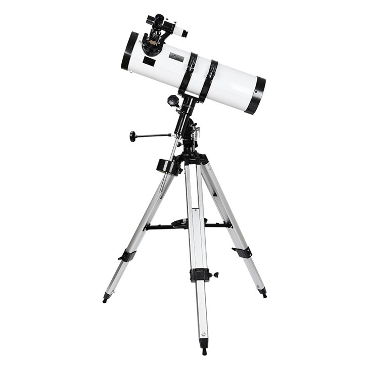 Astronomski teleskop s reflektorom od 130 mm